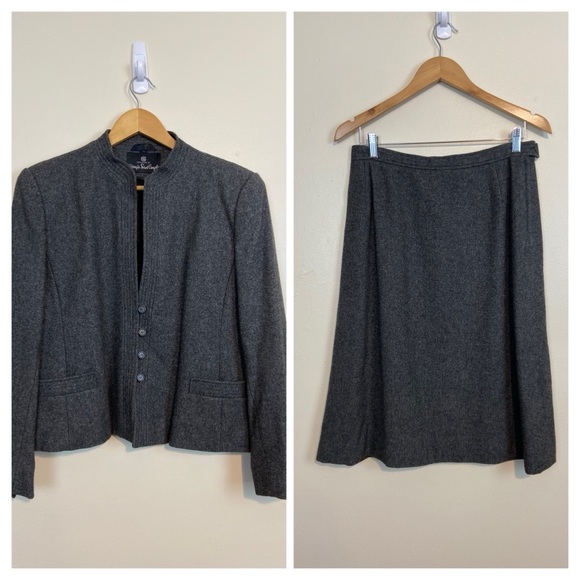 VINTAGE Giorgio Sant’Angelo Wool Blend Skirt Suit Set – Size 12 - Picture 1 of 11